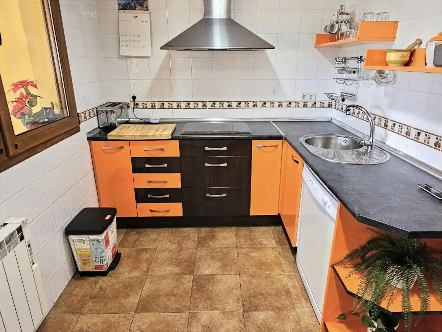 Cocina de Dúplex en venta en Grajera con Calefacción, Terraza y Amueblado