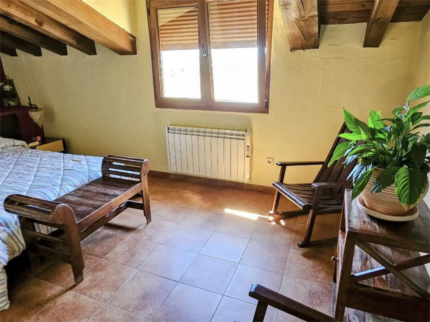 Sala de estar de Dúplex en venta en Grajera con Calefacción, Terraza y Amueblado