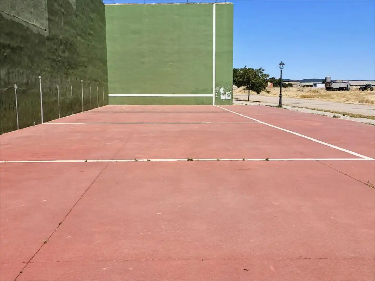 Parking de Dúplex en venta en Grajera con Calefacción, Terraza y Amueblado