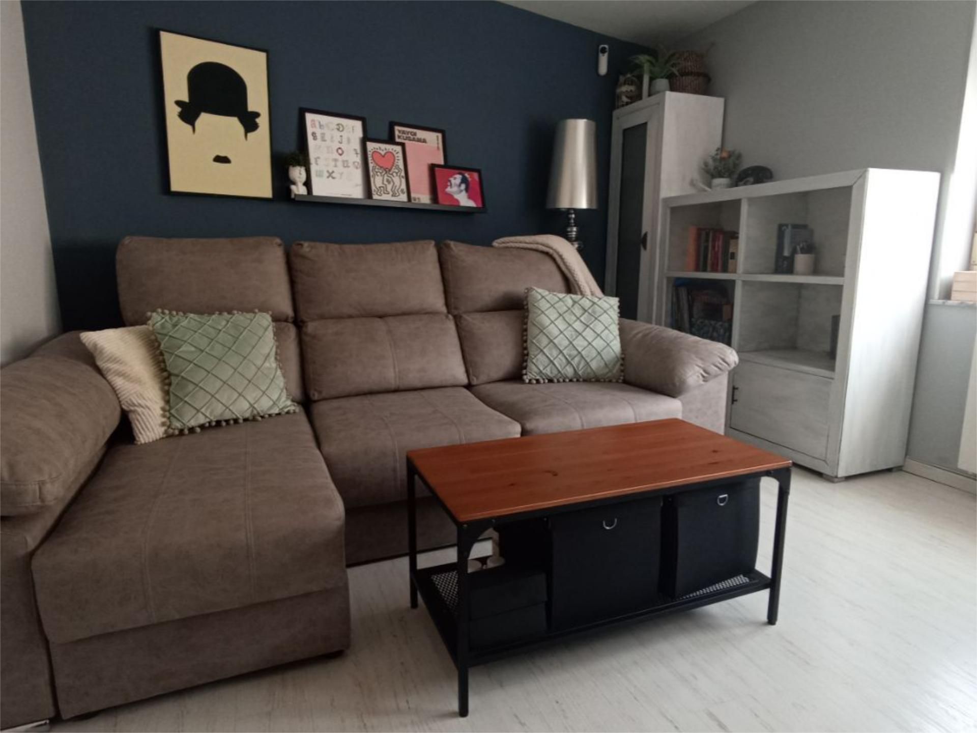 Sala de estar de Piso en venta en Santander con Calefacción, Amueblado y Parking comunitario
