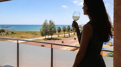 Foto 3 de Piso en venta en Passatge Riu Ebre, 10, Les Salines - Pla de Sant Pere, Cubelles