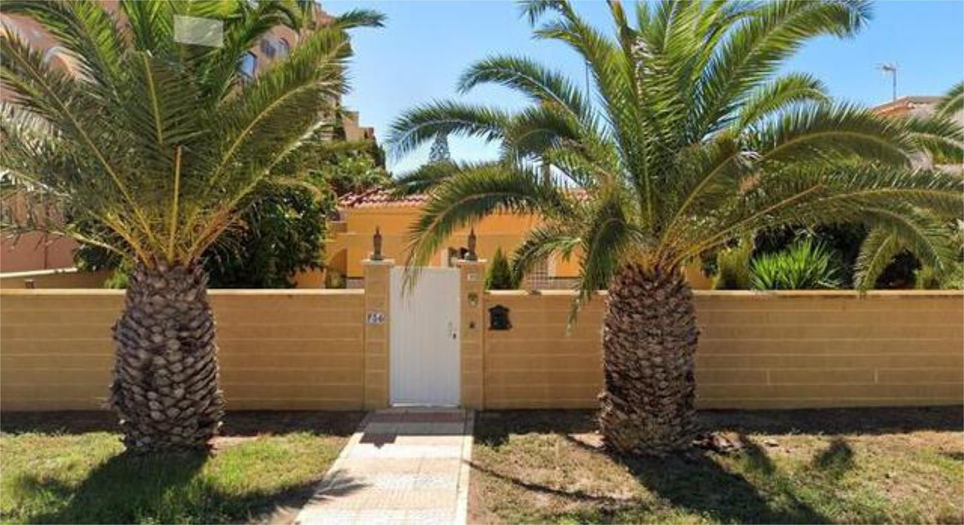 Garden of Single-family semi-detached to rent in Roquetas de Mar  with Private garden, Swimming Pool and Furnished