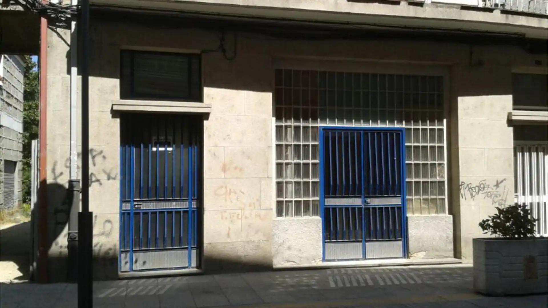 Vista exterior de Local en venta en Xinzo de Limia