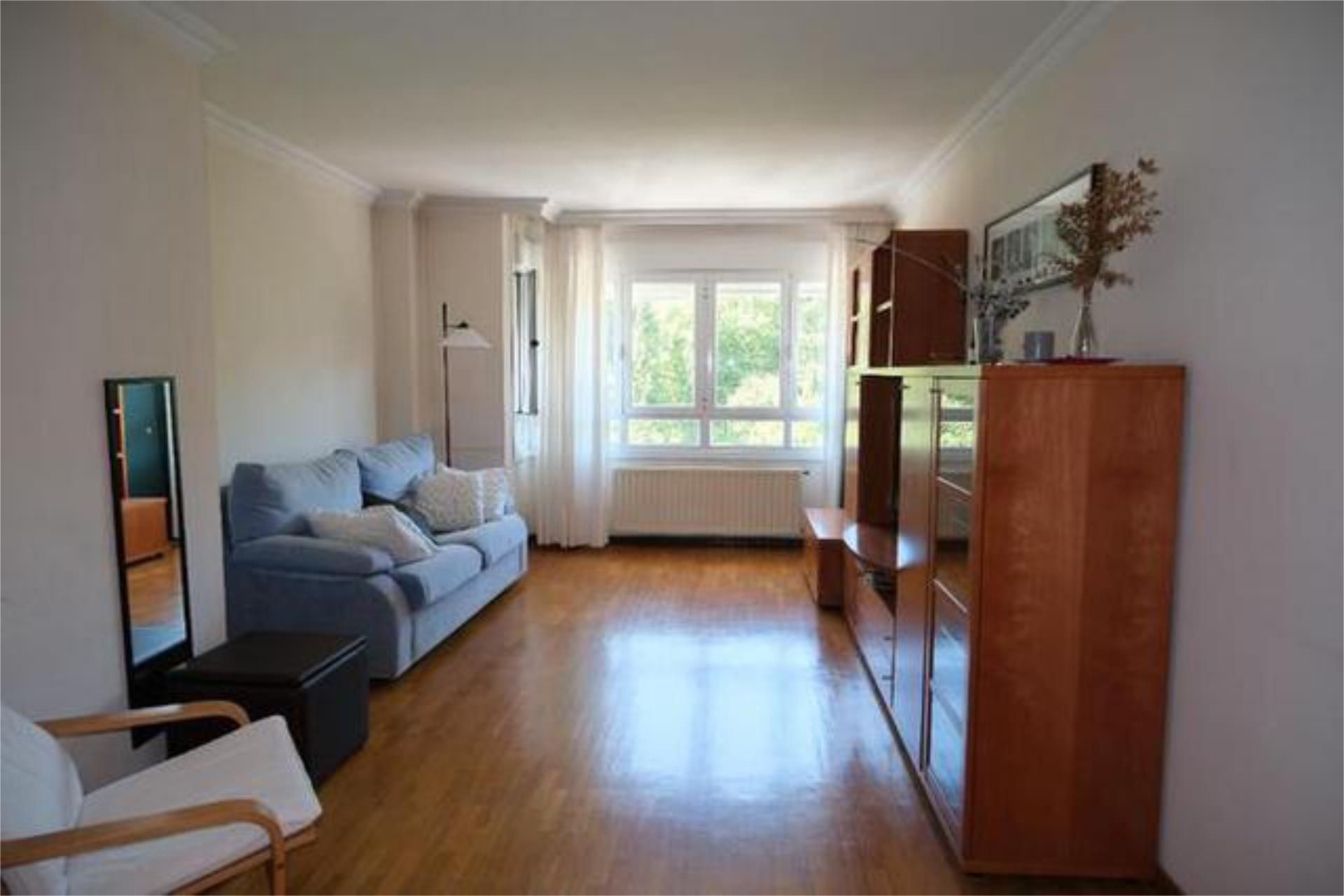 Living room of Flat for sale in Errenteria  with Terrace and Storage room