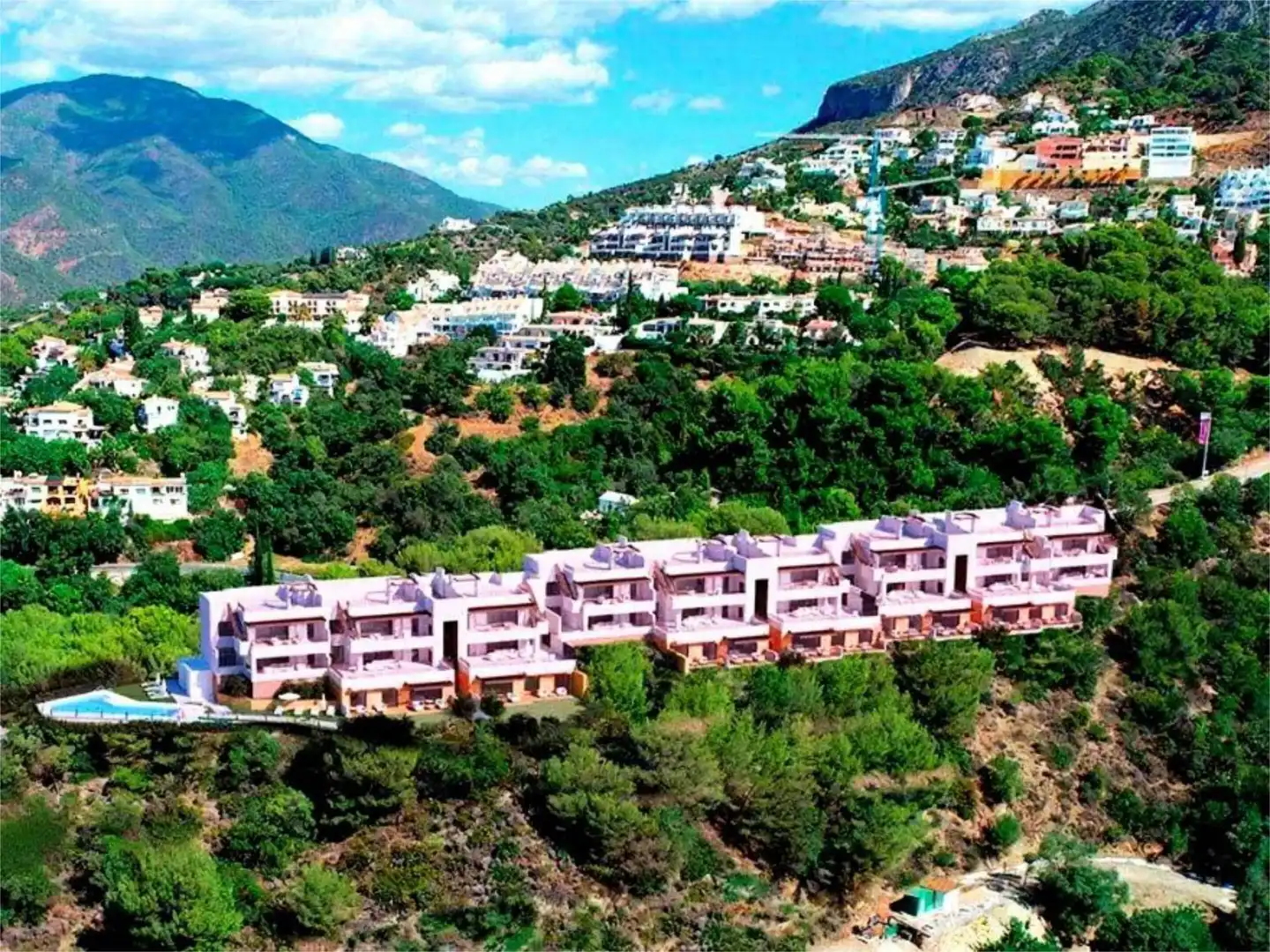 Apartamento en venta en Calle Calvario, 34, Istán Vista exterior de Apartamento en venta en Istán con Aire acondicionado, Calefacción y Jardín privado