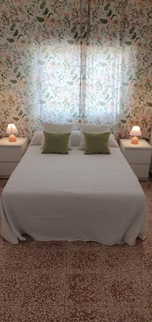 Bedroom of Apartment to rent in  Sevilla Capital  with Air Conditioner, Heating and Terrace