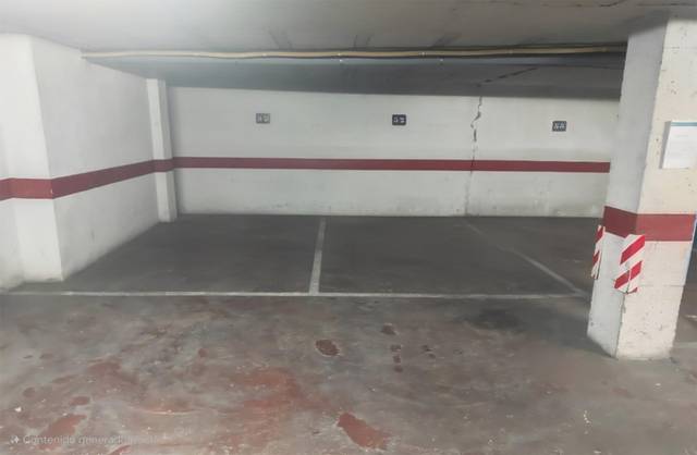 Garaje en Alquiler en Carrer Josep Viader i Moliner, 3 en La Devesa