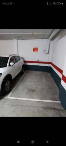 Garaje en Alquiler en Mendebaldea - Ermitagaña