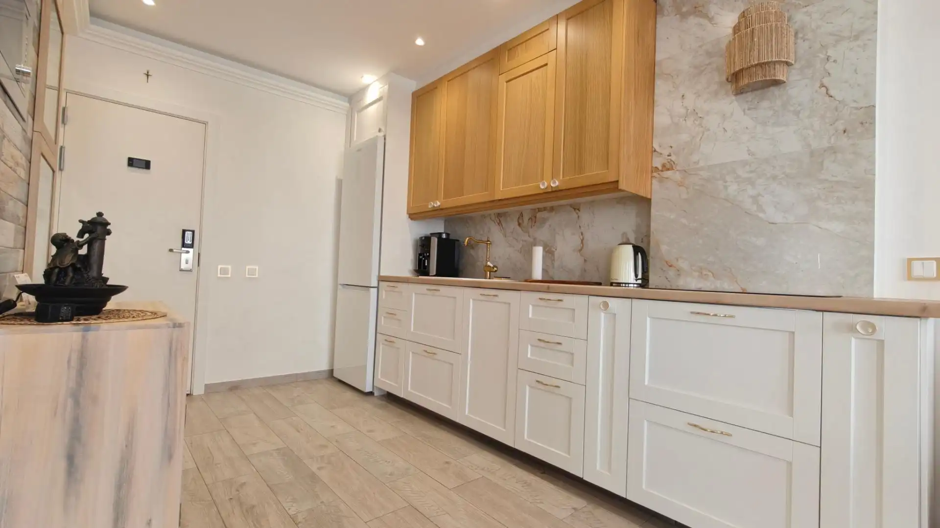 Flat for sale in Avenida de Italia, 17, Playa del Inglés Kitchen of Flat for sale in San Bartolomé de Tirajana with Air Conditioner, Terrace and Swimming Pool