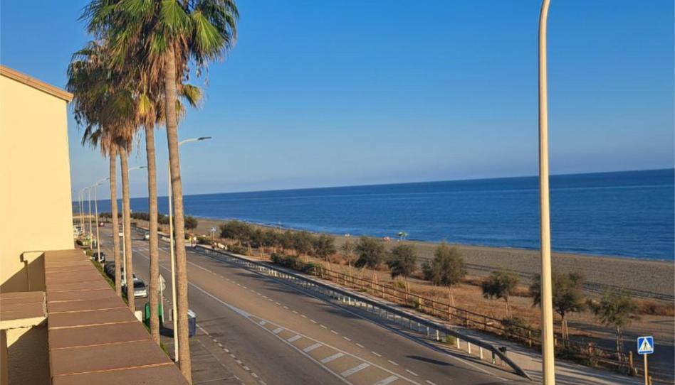 Foto 1 de Casa adosada en venda a N-340, Benajarafe, Málaga