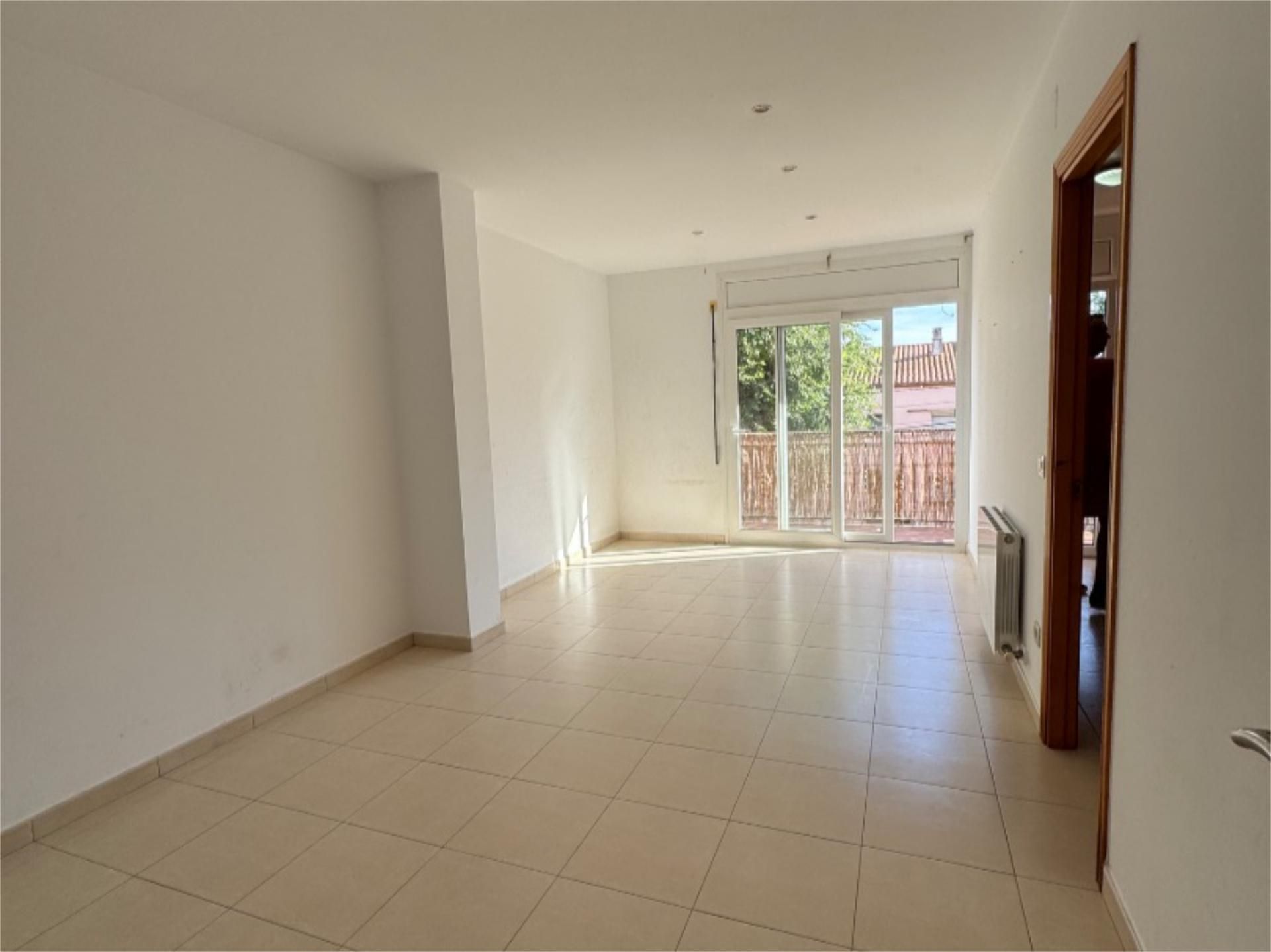 Living room of Flat for sale in Torroella de Montgrí  with Terrace and Balcony