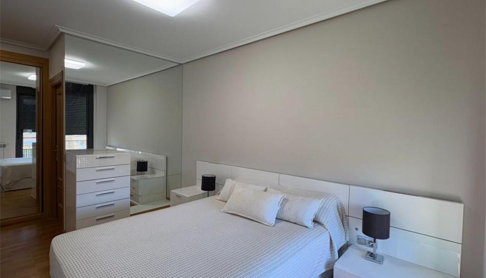 Foto 1 de Pis de lloguer a Calle Piqueras, 17, Cascajos - Piqueras, La Rioja