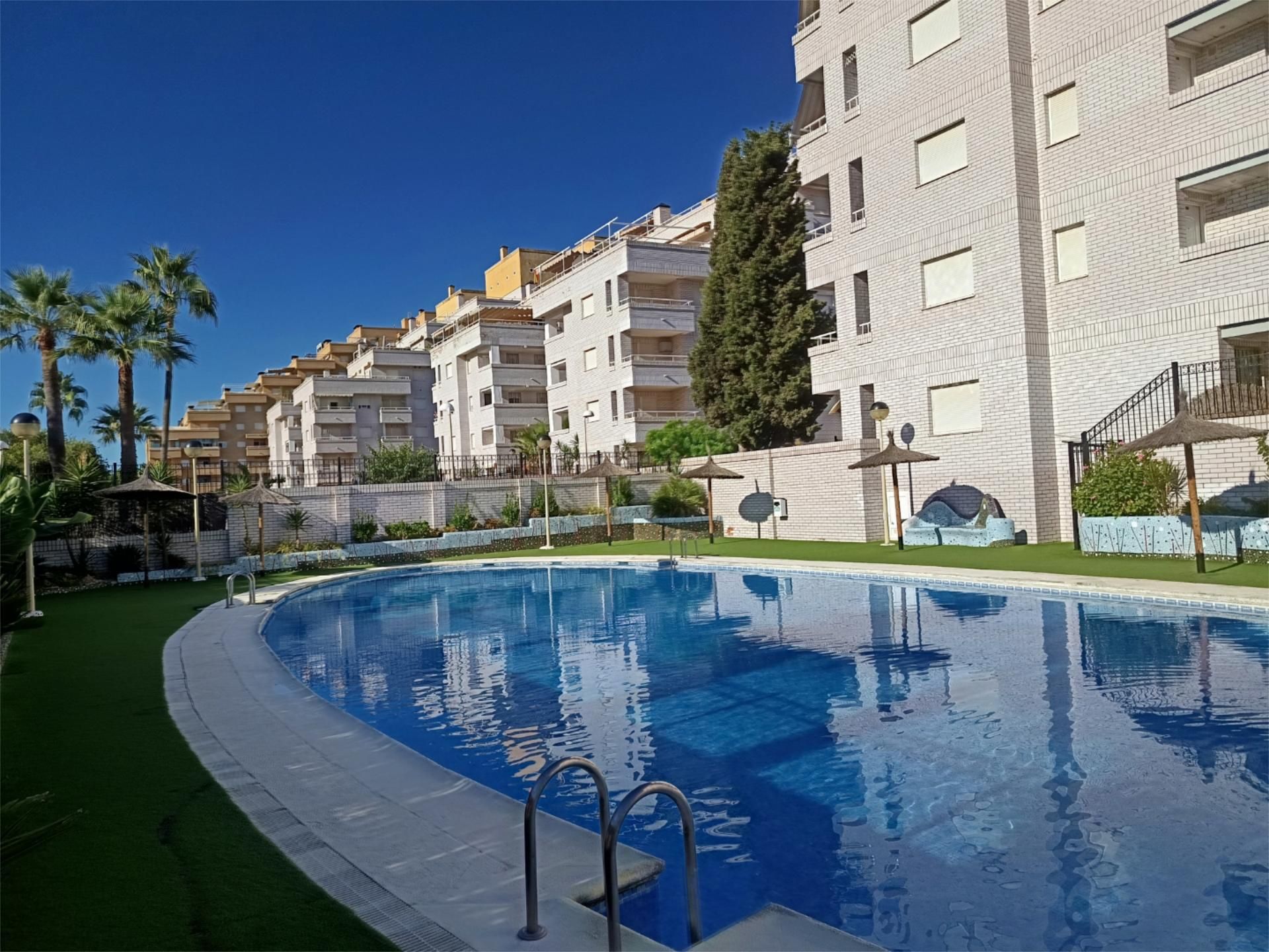 Apartament en venda a Avenida Central, 12, Marina Trebol - Neptuno Piscina de Apartament en venda en Oropesa del Mar / Orpesa amb Aire condicionat, Terrassa i Piscina