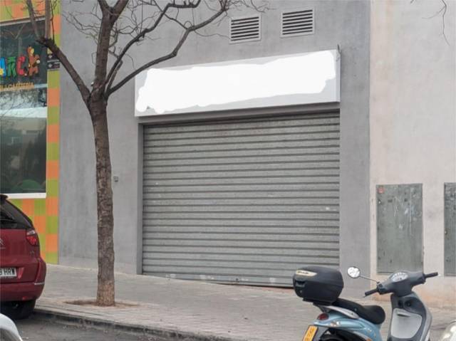 Local comercial en Venta en Avenida Ciudad de Matanzas, 6 en Paus - Poligono San Blas