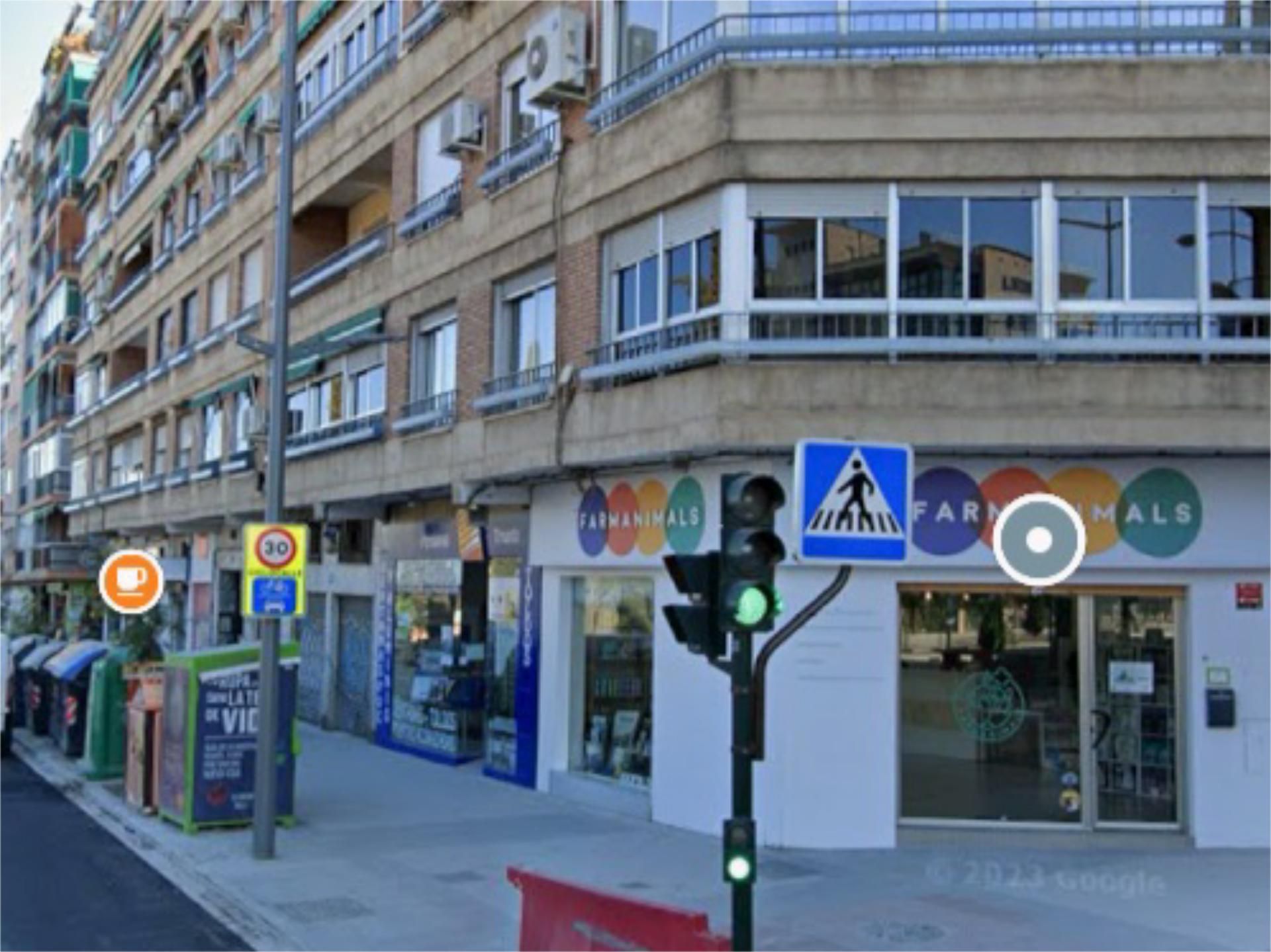 Vista exterior de Pis de lloguer en  Granada Capital amb Aire condicionat, Calefacció i Moblat
