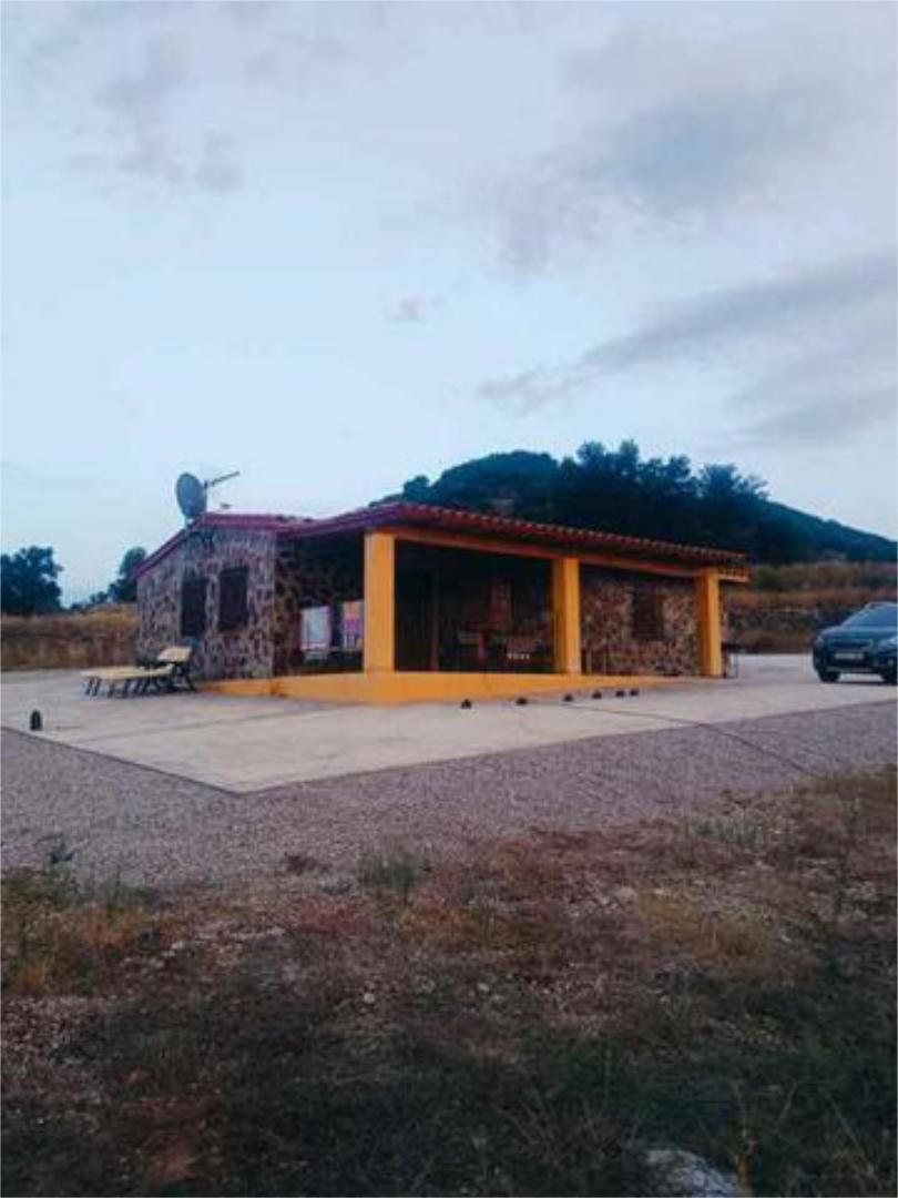 Vista exterior de Casa o xalet en venda en Todolella amb Calefacció, Jardí privat i Terrassa
