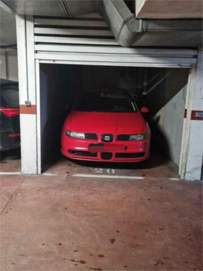 Parkplatz von Garage miete in Ribadumia