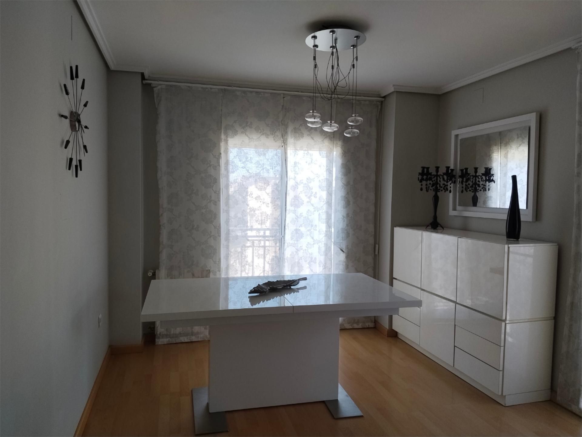 Comedor de Piso de alquiler en Meliana con Aire acondicionado, Calefacción y Parquet