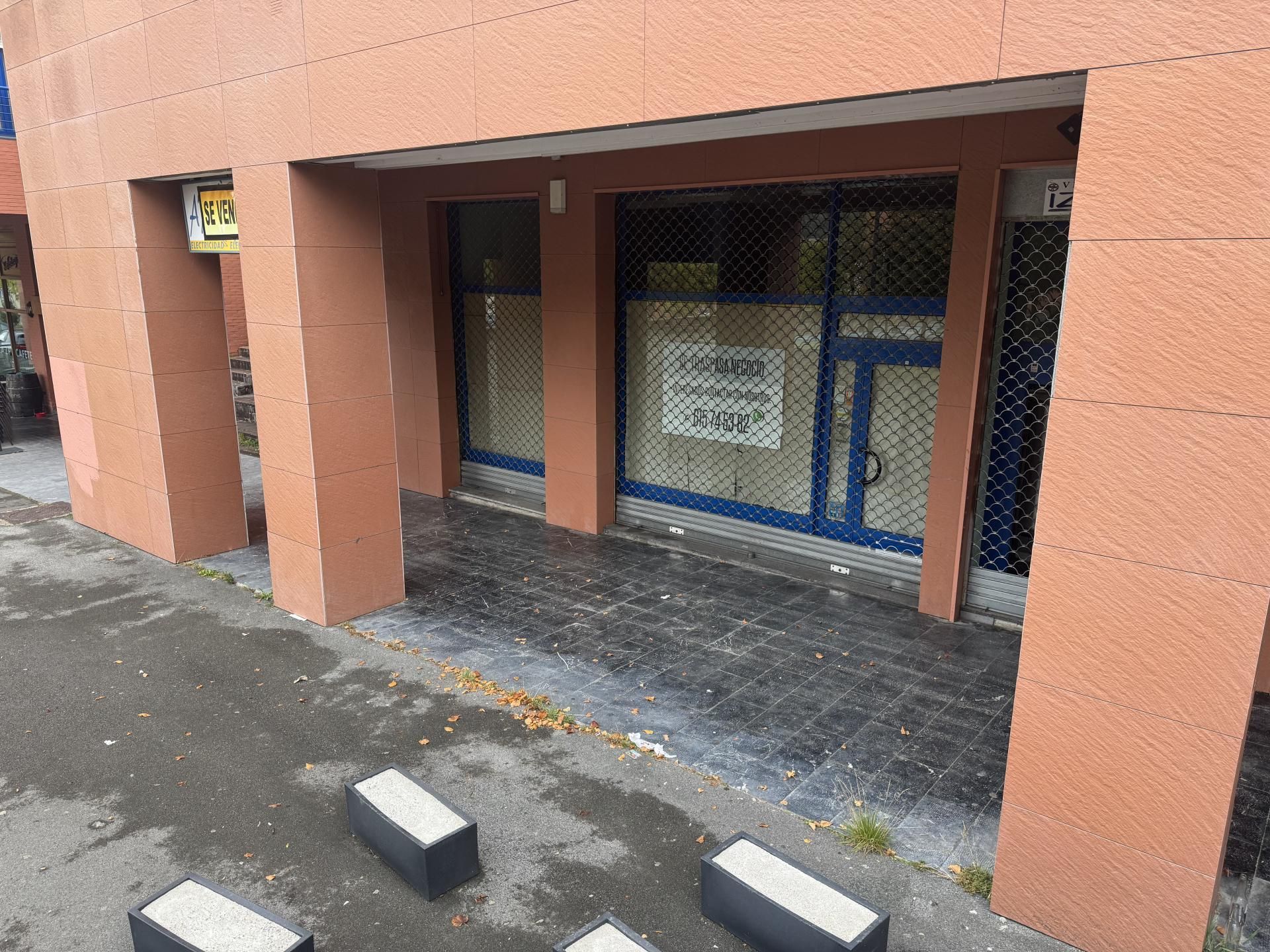Exterior view of Premises for sale in Zumarraga