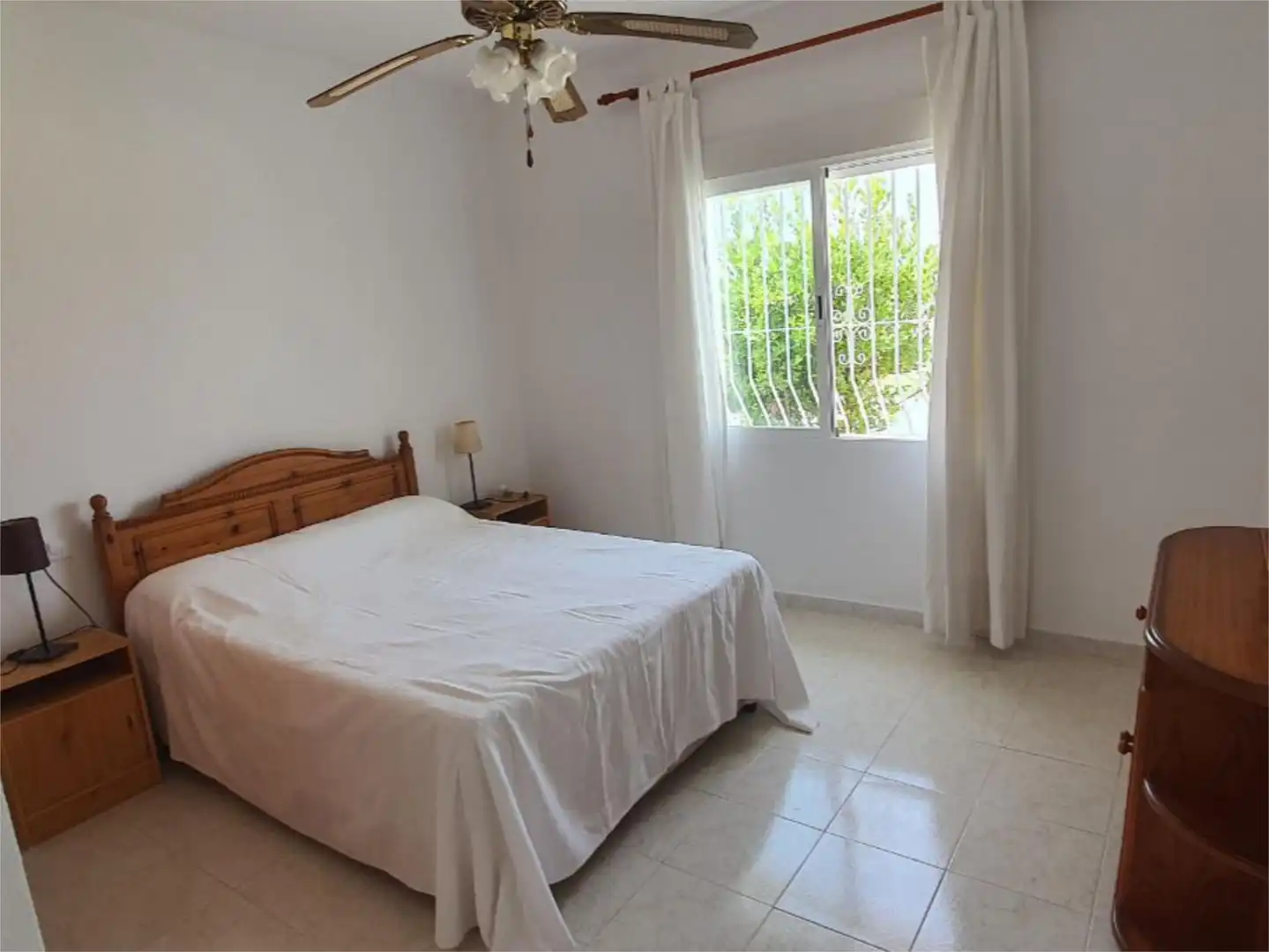 Casa adosada en venta en Urbanización las Mimosas, 19, Els Calistros - L'Assagador Habitación de Casa adosada en venta en Benitachell / El Poble Nou de Benitatxell con Calefacción, Jardín privado y Trastero