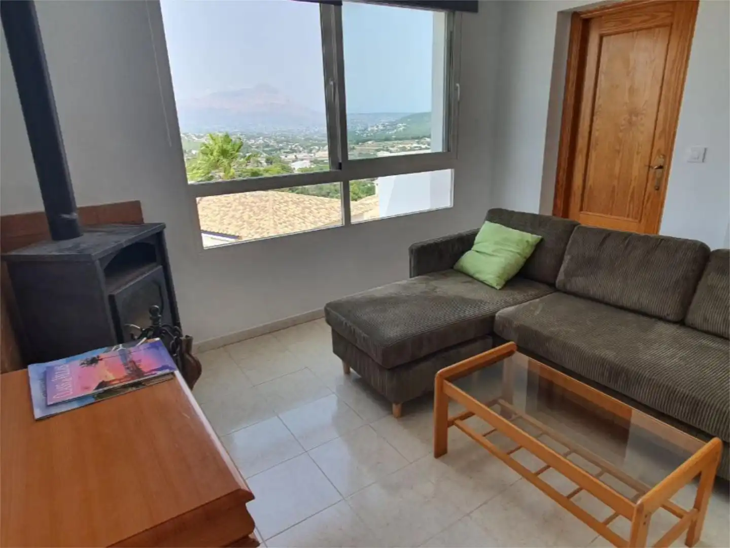 Casa adosada en venta en Urbanización las Mimosas, 19, Els Calistros - L'Assagador Sala de estar de Casa adosada en venta en Benitachell / El Poble Nou de Benitatxell con Calefacción, Jardín privado y Trastero