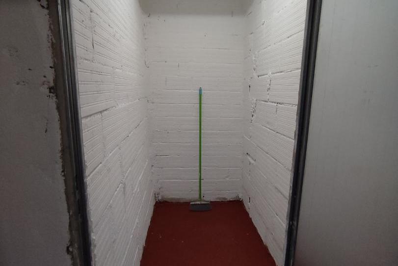 Box room to rent in Carrer Marquès de Caldes de Montbui, 1, Eixample Sud – Migdia, Girona - image 1 Photo 1 of Box room to rent in Carrer Marquès de Caldes de Montbui, 1, Eixample Sud – Migdia, Girona