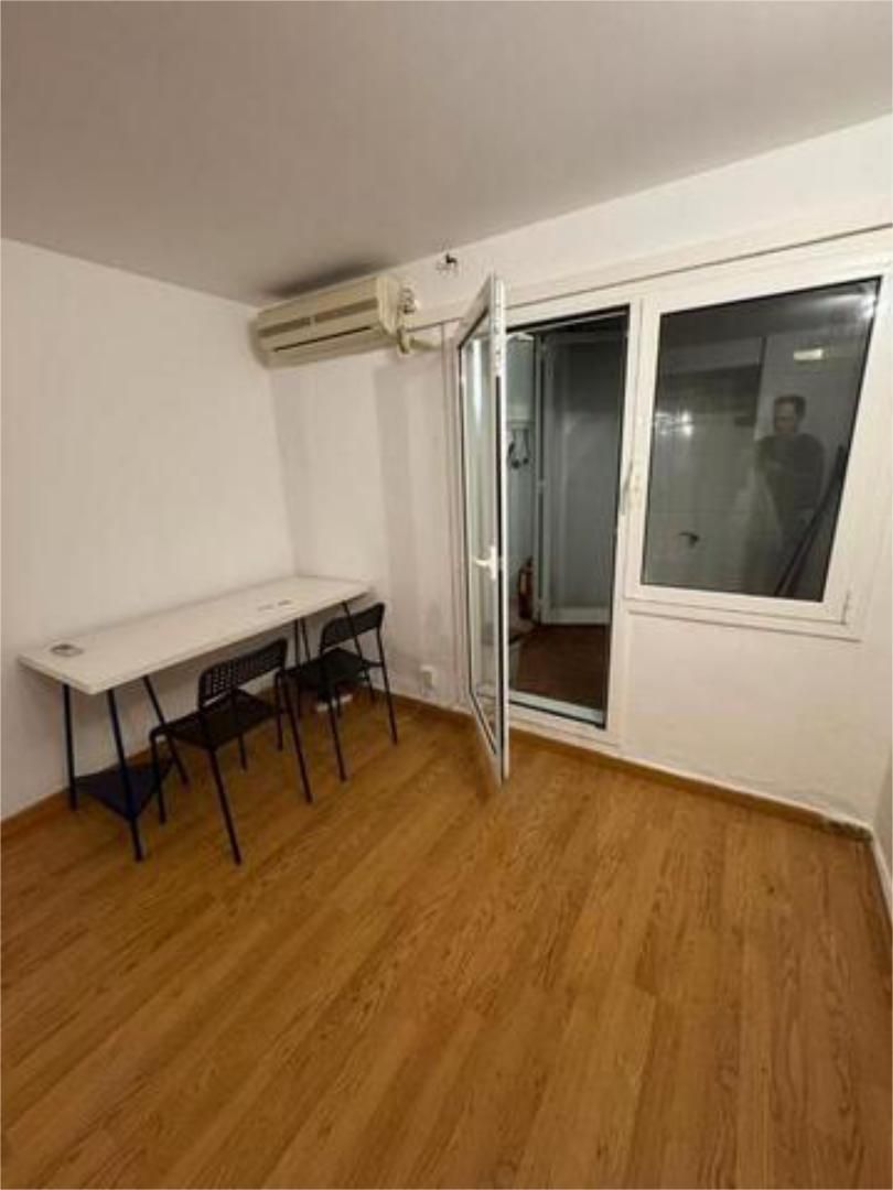 Office to rent in El Congrés i els Indians Bedroom of Office to rent in Barcelona Capital with Air Conditioner