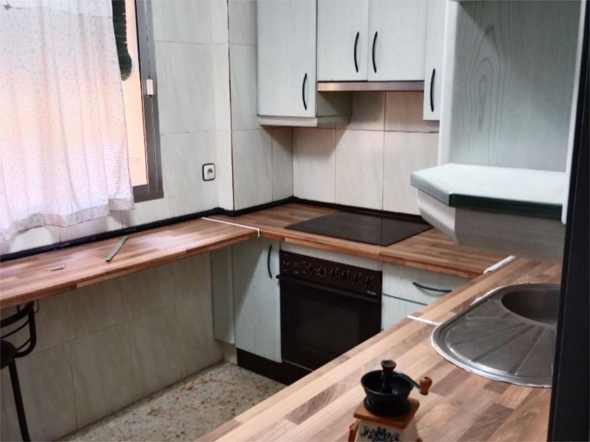 Cocina de Piso en venta en  Sevilla Capital con Aire acondicionado