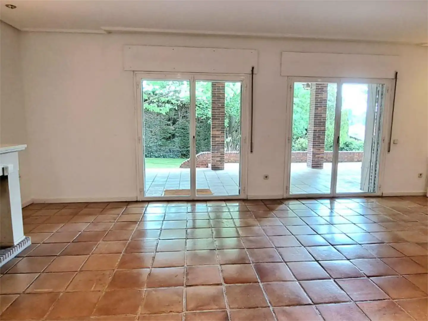 Casa o xalet en venda a Calle Rosa de Los Vientos, 1d, Zona Carretera del Plantío Jardí de Casa o xalet en venda en Majadahonda amb Aire condicionat, Terrassa i Piscina