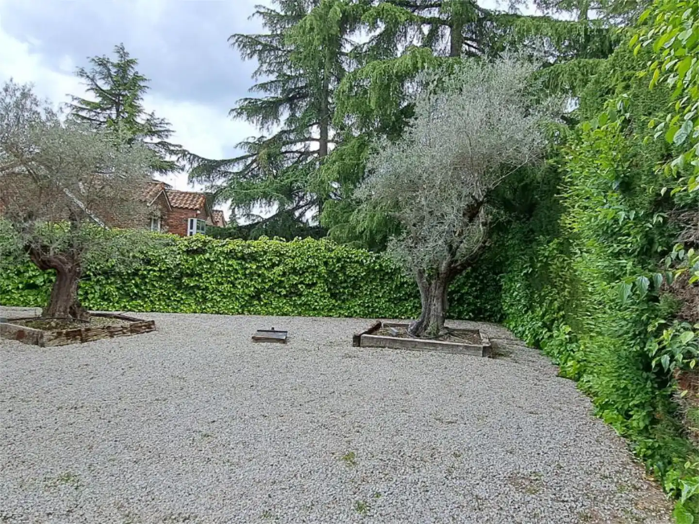 Casa o xalet en venda a Calle Rosa de Los Vientos, 1d, Zona Carretera del Plantío Jardí de Casa o xalet en venda en Majadahonda amb Aire condicionat, Terrassa i Piscina