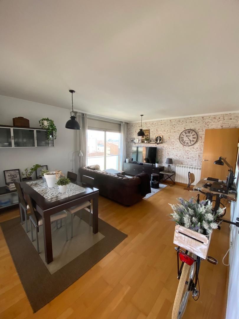Sala de estar de Piso en venta en Manresa con Terraza y Balcón