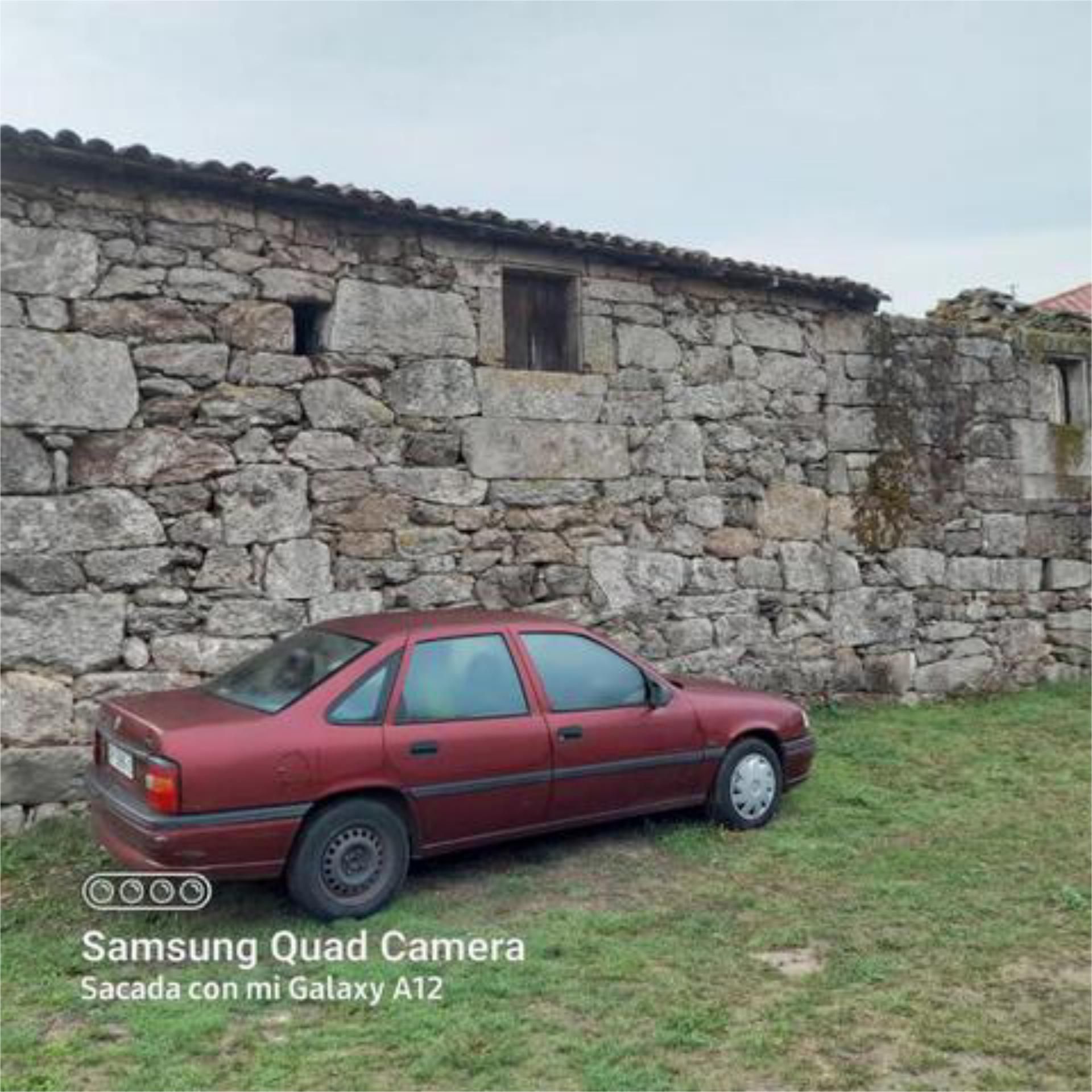 Aparcament de Casa o xalet en venda en A Gudiña  amb Jardí privat, Terrassa i Traster