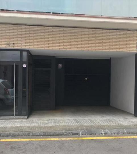 Box room to rent in Calella, Barcelona - image 2 Photo 2 of Box room to rent in Calella, Barcelona