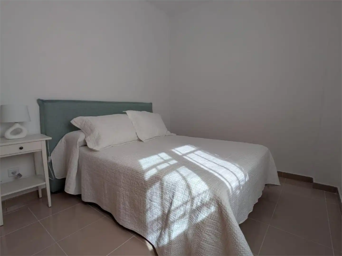 Bedroom of Flat for rent in Rota  with Air Conditioner, Swimming Pool and Furnished