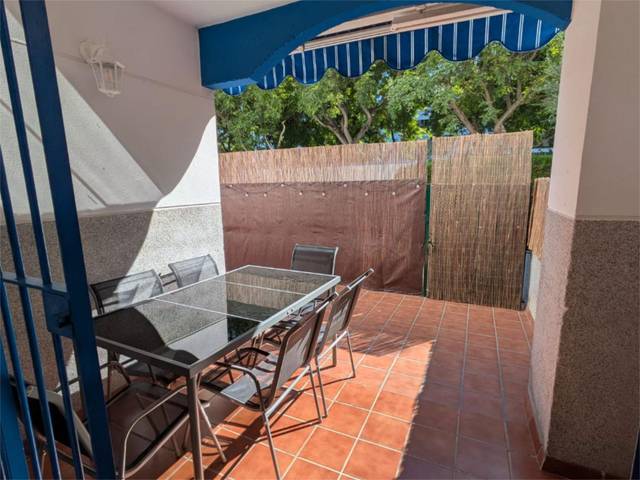 Piso en Alquiler en Avenida Reina Sofía, 4 en Costa Ballena - Largo Norte