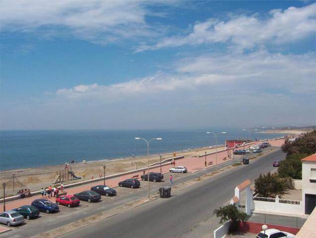 Piso en Alquiler en El Toyo