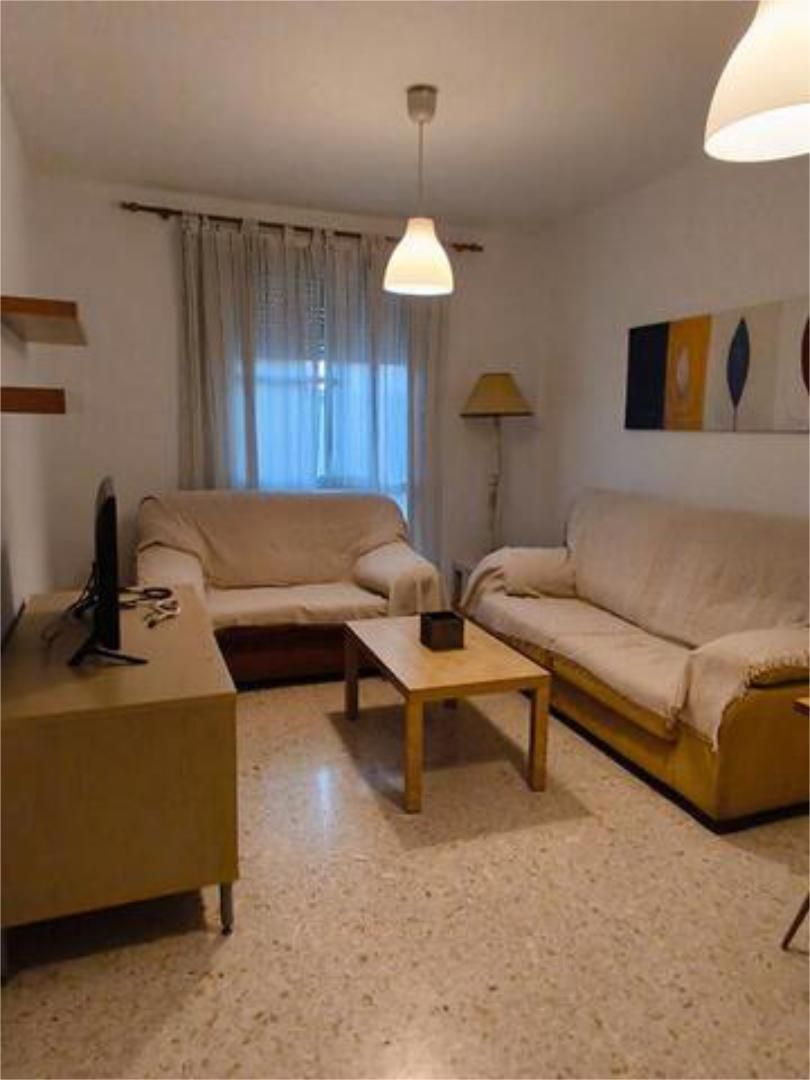 Sala d'estar de Pis de lloguer en Écija amb Moblat