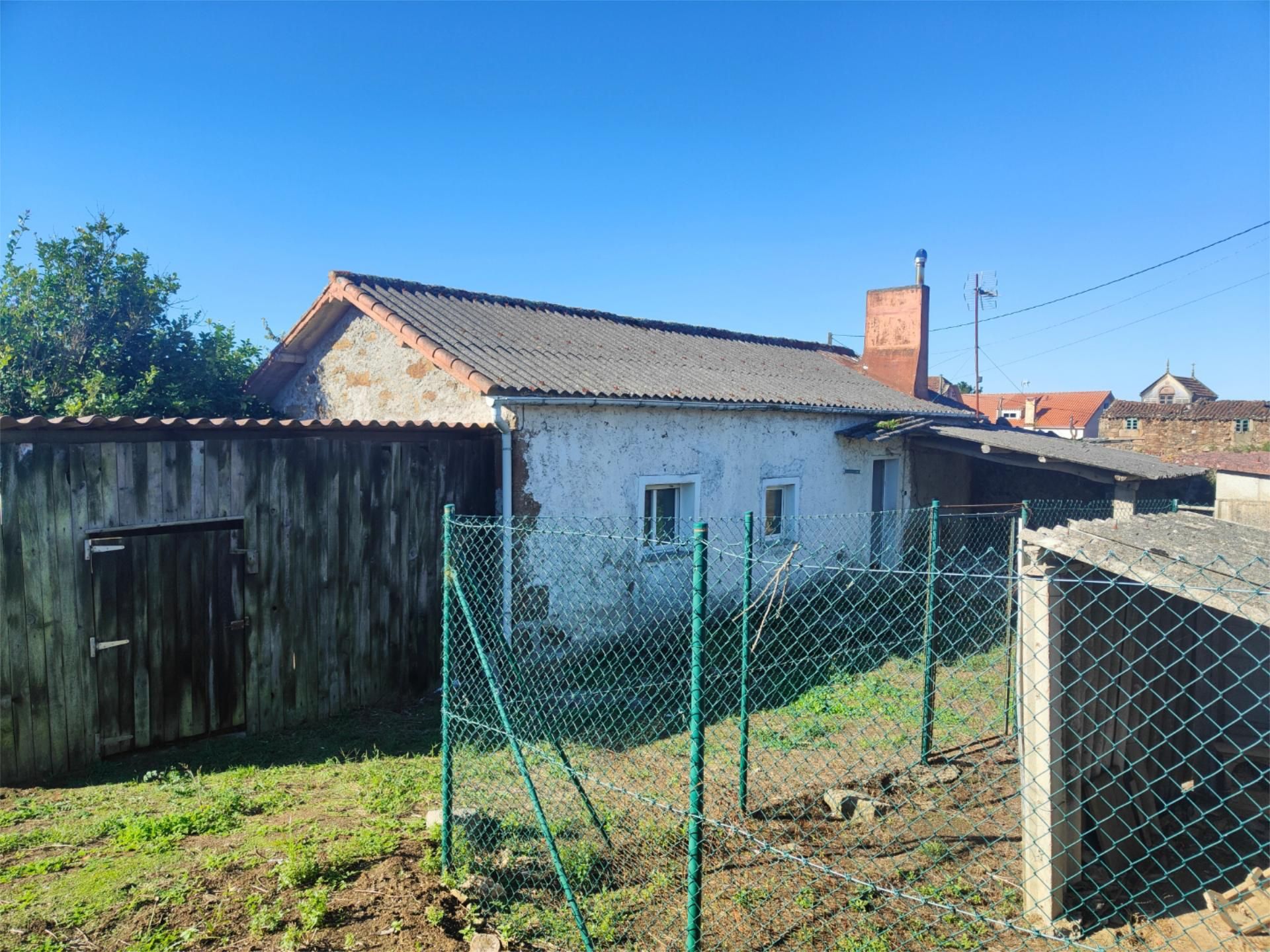 Vista exterior de Planta baja en venta en A Laracha  