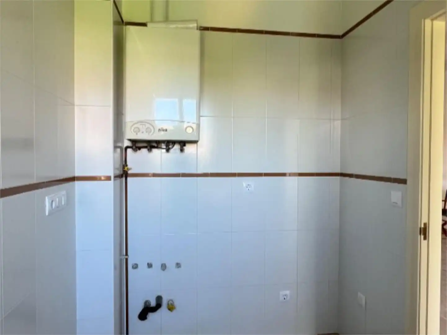 Wohnung zum Verkauf in Barrio Campo Juana, Galizano Badezimmer von Wohnung zum Verkauf in Ribamontán al Mar mit Heizung, Privatgarten und Terrasse