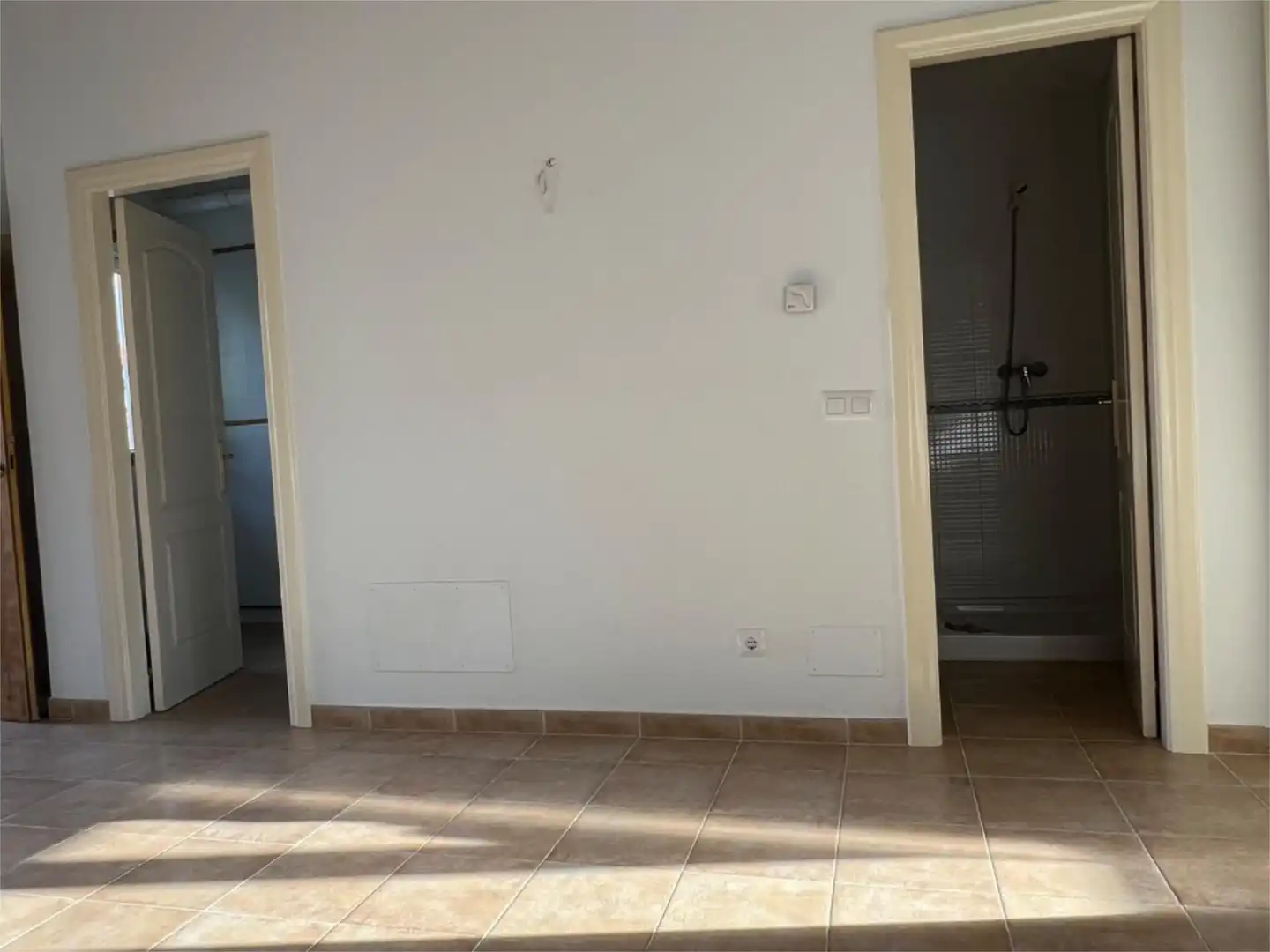 Wohnung zum Verkauf in Barrio Campo Juana, Galizano Wohnung zum Verkauf in Ribamontán al Mar mit Heizung, Privatgarten und Terrasse