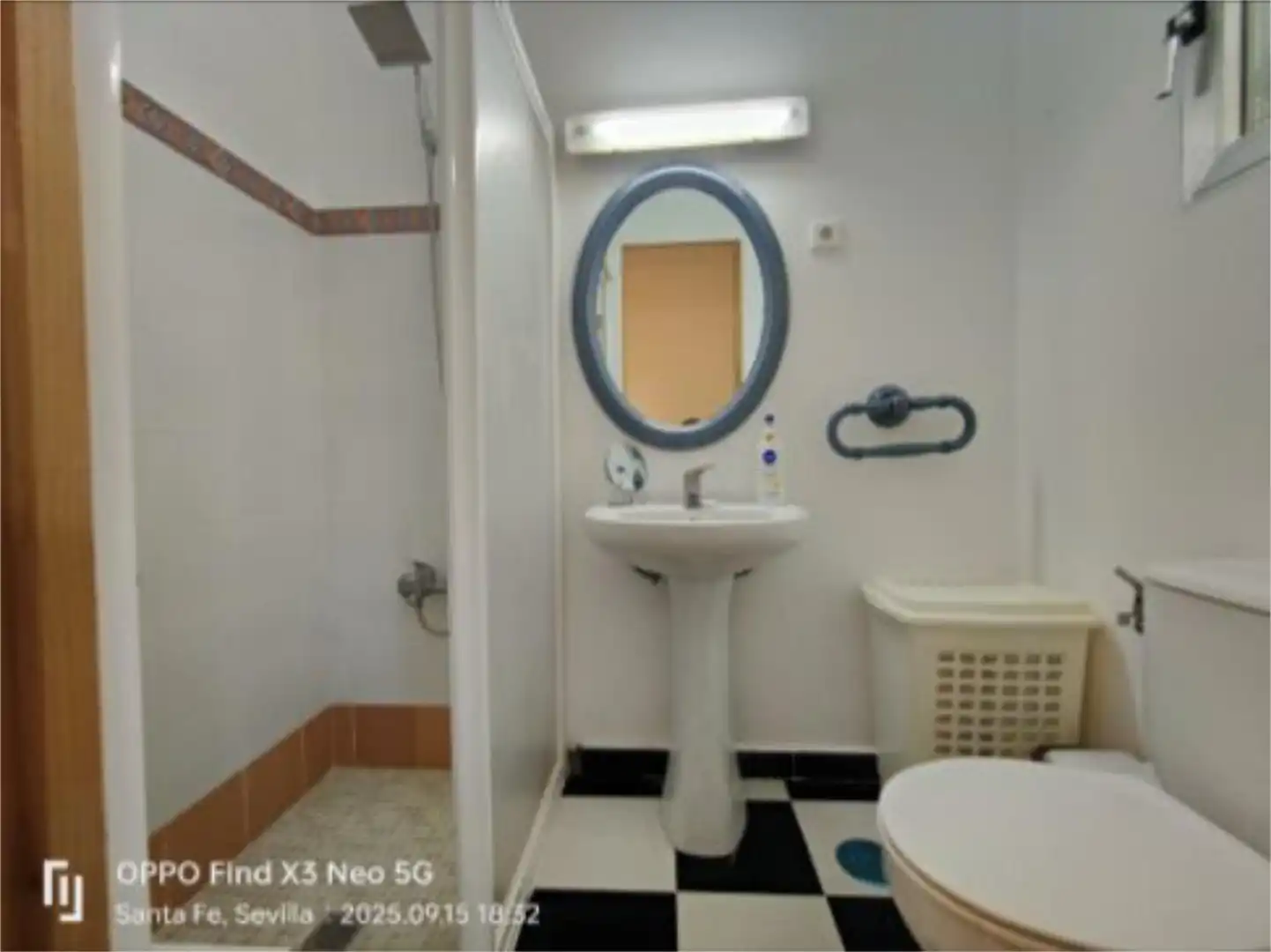 Piso en venta en Urbanización Santa Fé, 1, Carmona Baño de Piso en venta en Carmona con Aire acondicionado, Calefacción y Jardín privado