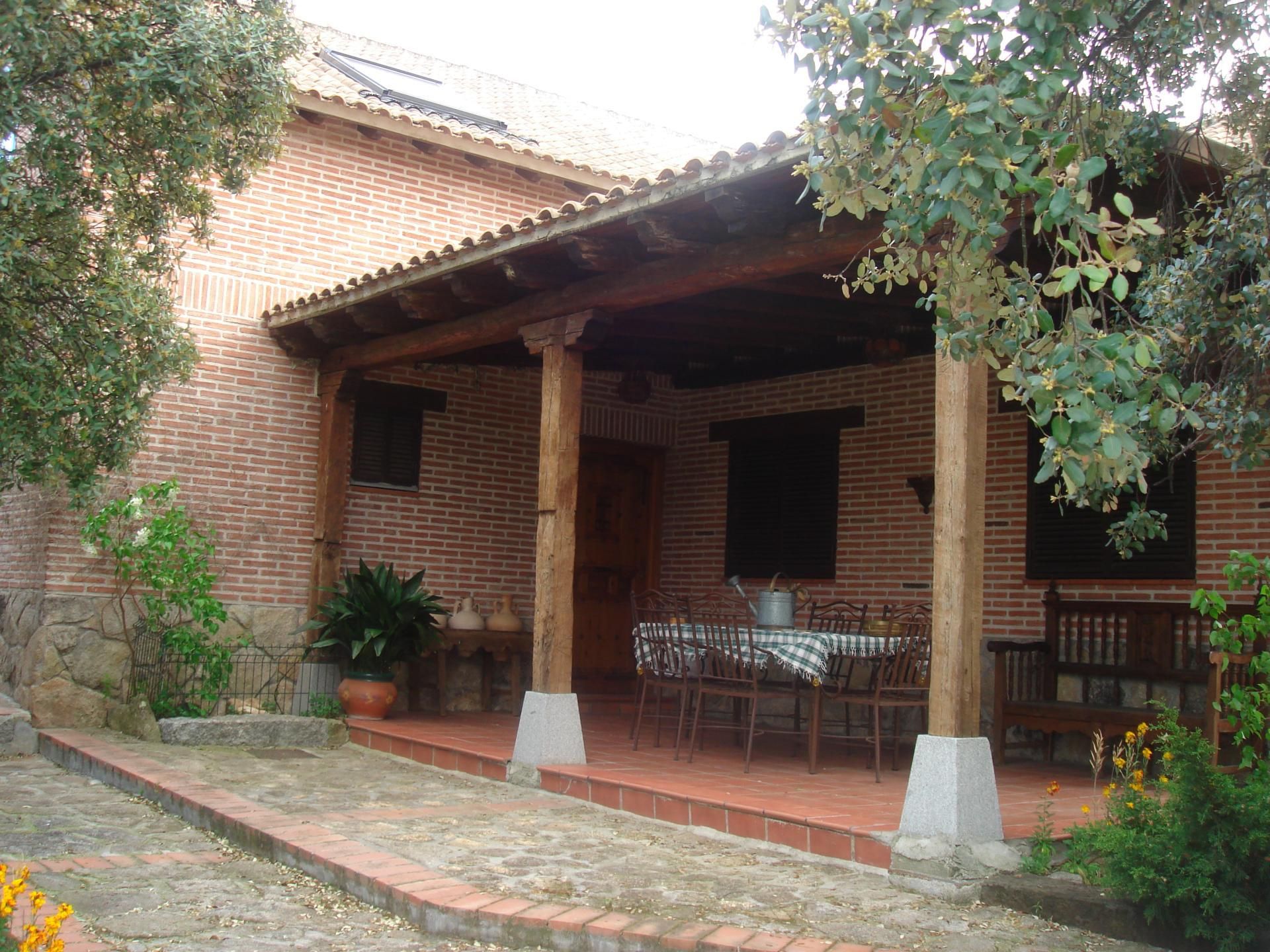 Jardí de Casa o xalet de lloguer en Batres amb Calefacció, Jardí privat i Traster