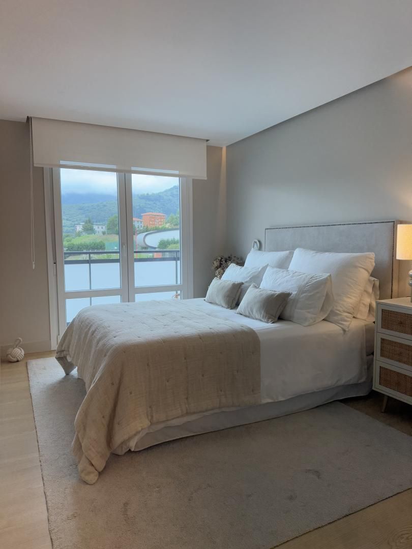 Habitación de Piso en venta en Bilbao  con Calefacción, Amueblado y Balcón