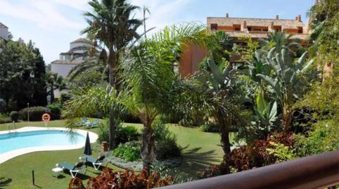 Photo 2 of Flat to rent in Alameda de las Brisas, 6, Bahía de Marbella, Málaga