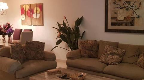 Photo 5 of Flat to rent in Alameda de las Brisas, 6, Bahía de Marbella, Málaga