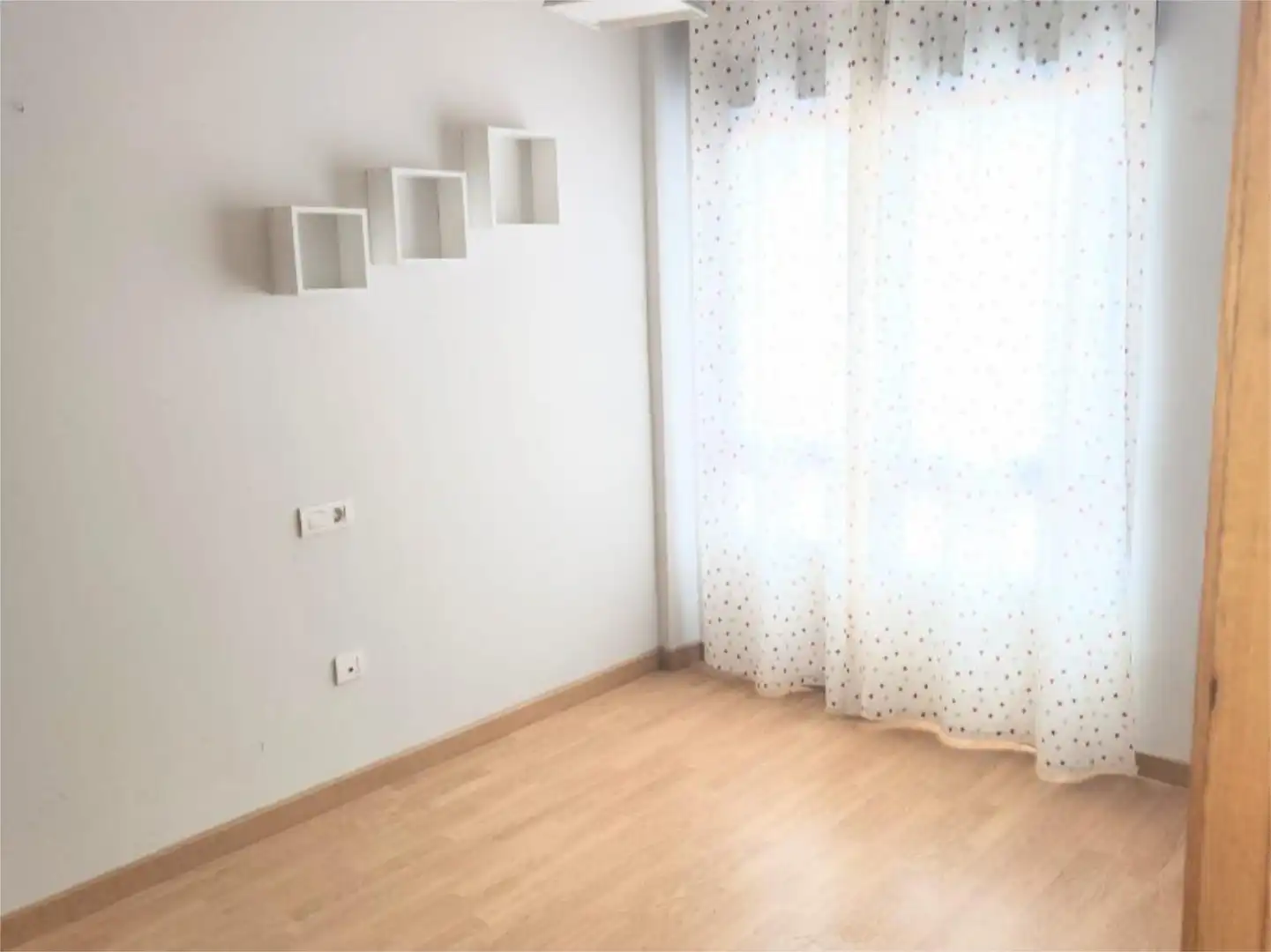 Casa adosada en venta en Camí de L'om Blanc, 90, Playa - Ben Afeli Habitación de Casa adosada en venta en Almazora / Almassora con Aire acondicionado, Terraza y Piscina