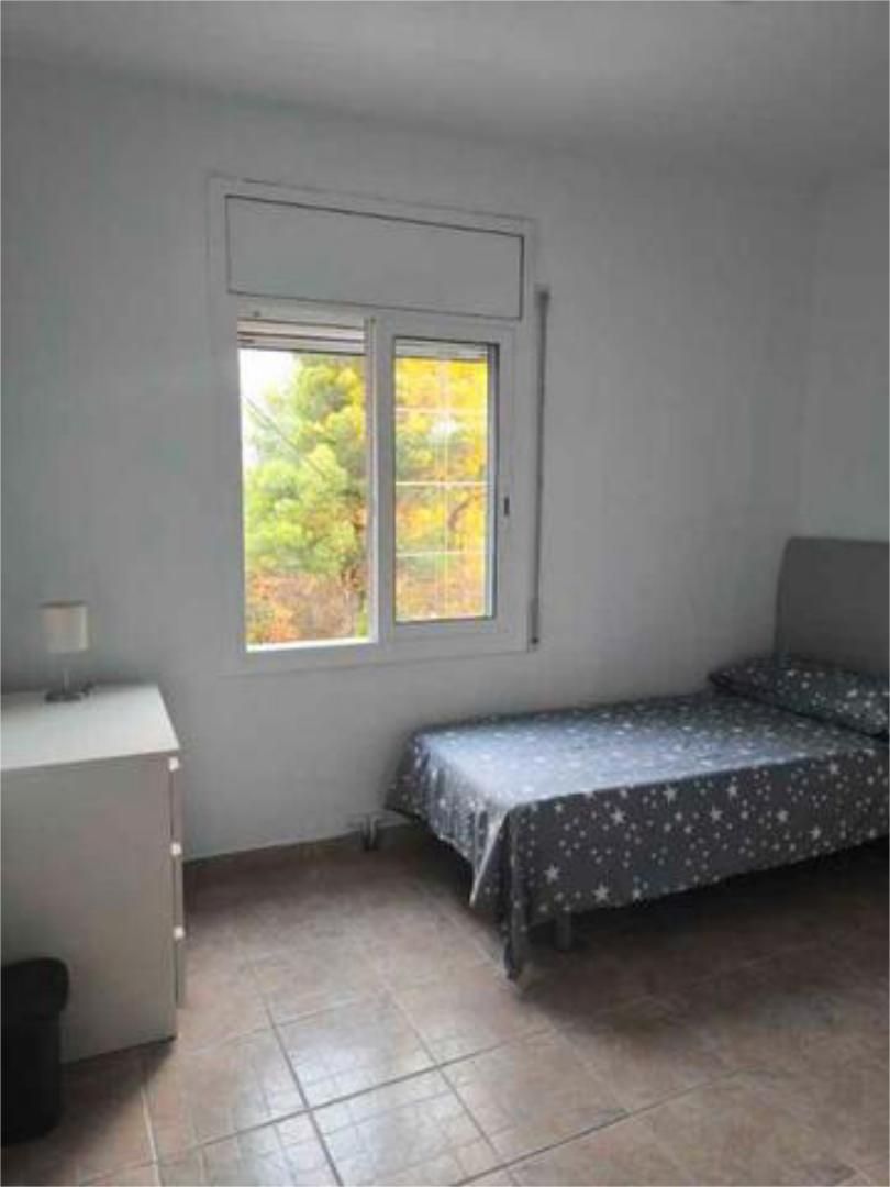 Estudio para compartir en Canovelles