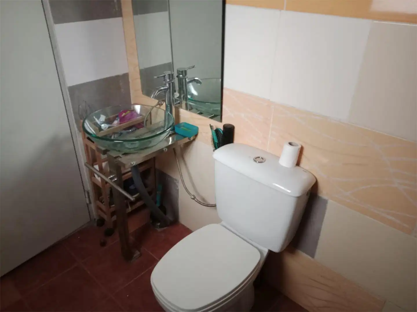 Baño de Local de alquiler en Losa del Obispo con Amueblado