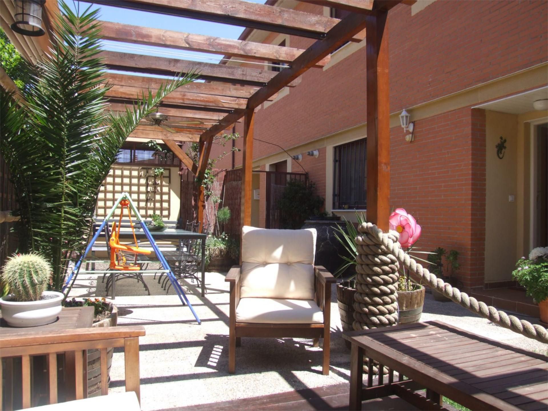 Terrassa de Pis en venda en La Puebla de Alfindén amb Aire condicionat, Calefacció i Jardí privat