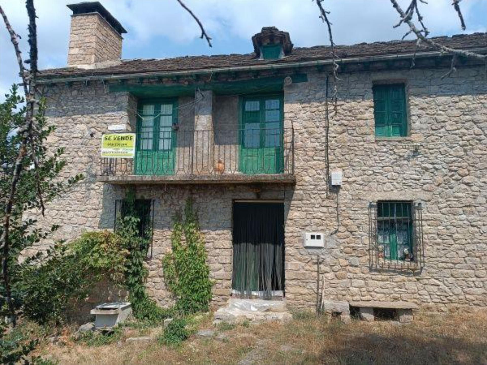Vista exterior de Casa o xalet en venda en Sabiñánigo